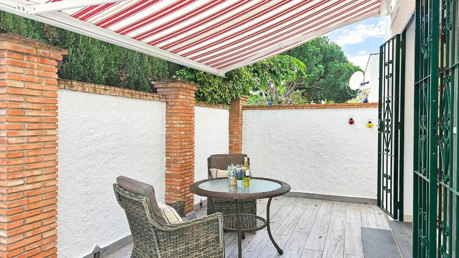 Two Bed House In Calahonda Just 1Km To The Beach MIJAS COSTA Dom wakacyjny